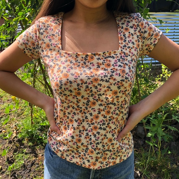 SOLD - Picture 2 of 5